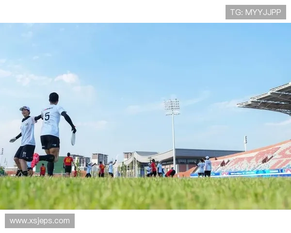 成都飞盘队与深圳飞盘队实力对比赛后分析与总结